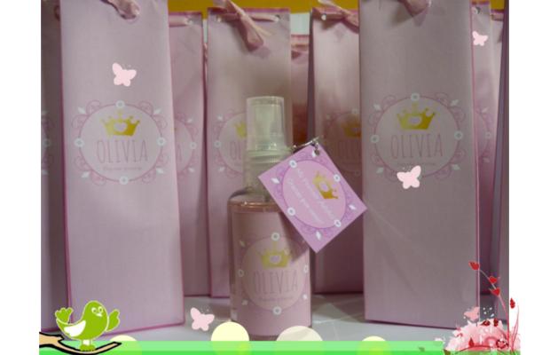 Souvenirs perfumes de 60 ml con bolsita personalizados!